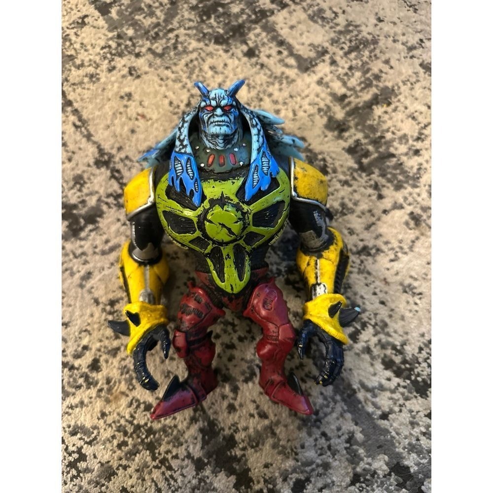 RARE Hyper Alien Ben 10 Blue Demon Red Eyed Devil Robot Action Figure